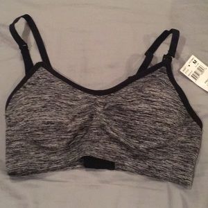 NWT nursing bra Size M